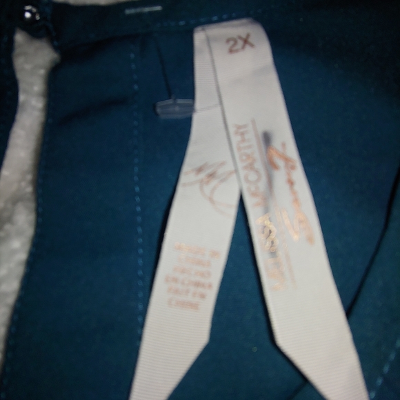 EUC Plus Size Melissa Mccarthy Seven Tie Front Blouse  - Size 2X - Picture 9 of 15